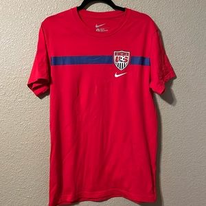 Nike team, USA soccer team men’s size large slim fit new without tags